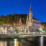 Apartment T2 Cosy Proche Gare Et Centre - Parking Gratuit A Proximite Lourdes