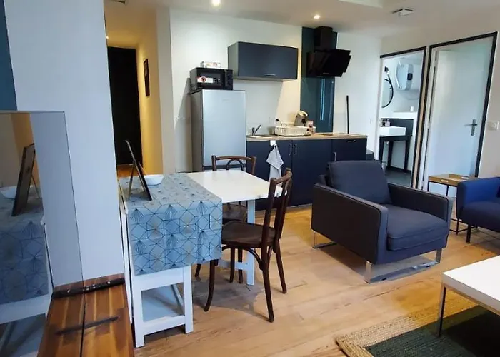 T2 Cosy Proche Gare Et Centre - Parking Gratuit à Proximité Appartamento